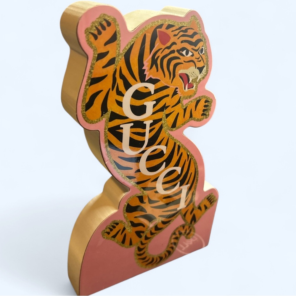 Gucci Tiger Graphic Decor